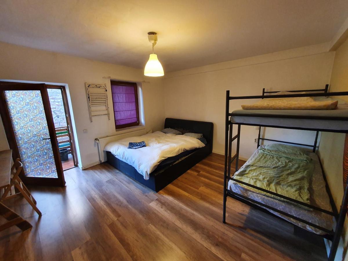 Zen Hostel Клуж-Напока Екстериор снимка